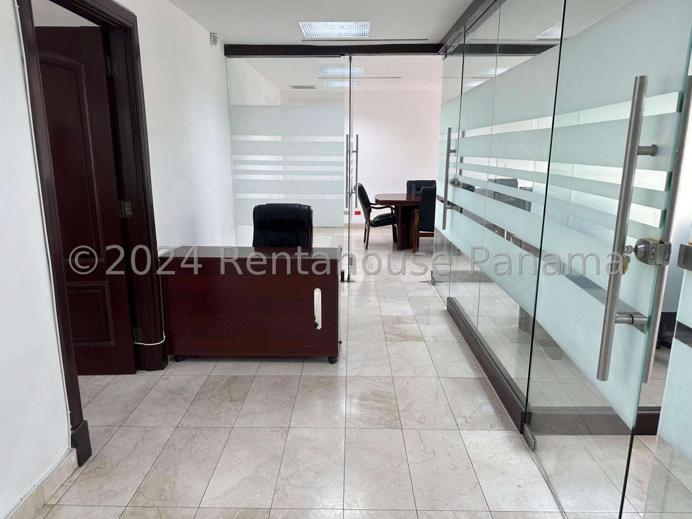 Beautiful office